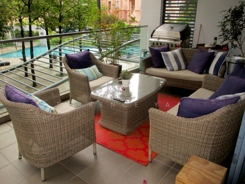 HUGE Balcony