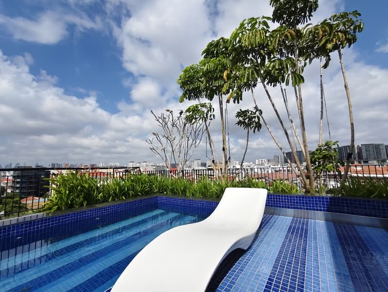 Claydence Apartment For Sale at S$ 2,690,000 | PropertyGuru Singapore - Pool