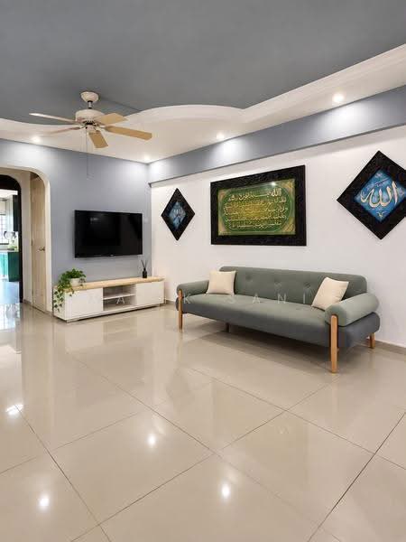 518 Jurong West Street 52, 518 Jurong West Street 52, Boon Lay / Jurong / Tuas, 3 Bedrooms, 1,119 sqft, HDB Flat For Sale, by Malik Sani, 60090165 - PropertyGuru.com.sg
