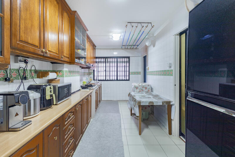 For Sale - 460 Hougang Avenue 10