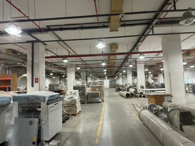 Rare Large Land Plot | 400,000 sqft GFA, Loyang, Changi, Tampines North, Aviation Park, Pasir Ris, Jalan Loyang Besar, 400,000 sqft, Factory / Workshop (B2) For Sale, by Yen On, 60090384 - Interior - CommercialGuru.com.sg