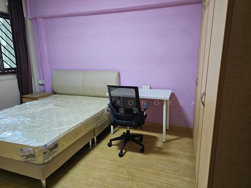 716 Clementi West Street 2, 716 Clementi West Street 2, Room Rental, 150 sqft, HDB Flat For Rent, by Zheng Ronghua 郑荣华, 60090503 - Bedroom - PropertyGuru.com.sg