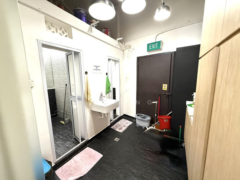 Freehold Conservation Shophouse for Sale – Jalan Besar D8 | F&B / Event / Investment, , 4,200 sqft, Shop / Shophouse For Sale, by Jacq Ng, 60090812 - Bathroom - CommercialGuru.com.sg