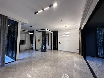 For Sale - Martin Modern