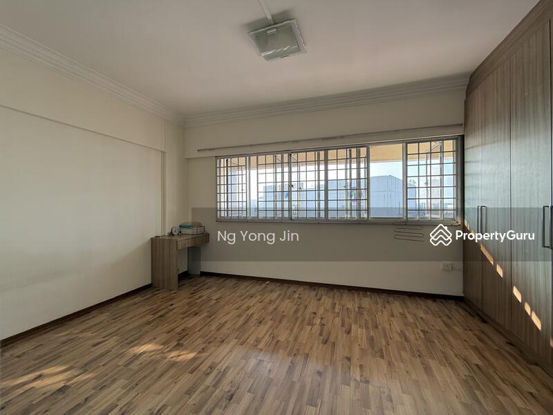 For Sale - 156 Tampines Street 12