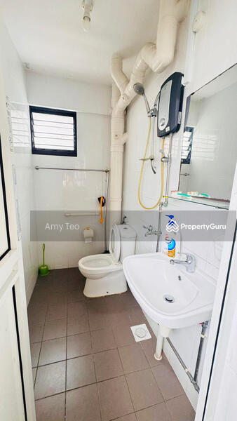 For Rent - 172 Bedok South Road