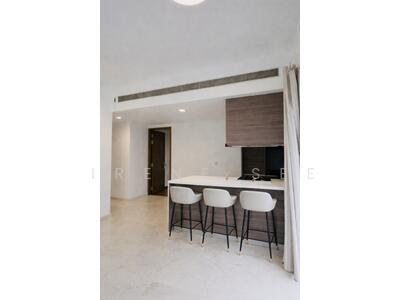 For Sale - 8 Saint Thomas