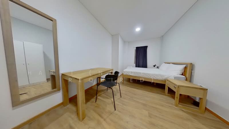 Hmlet Hamilton, 16 Hamilton Rd, Room Rental, 220 sqft, Apartment For Rent, by Bond Lee, 60091139 - PropertyGuru.com.sg