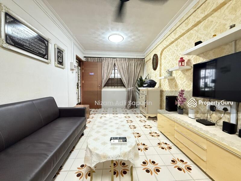 For Sale - 114 Hougang Avenue 1