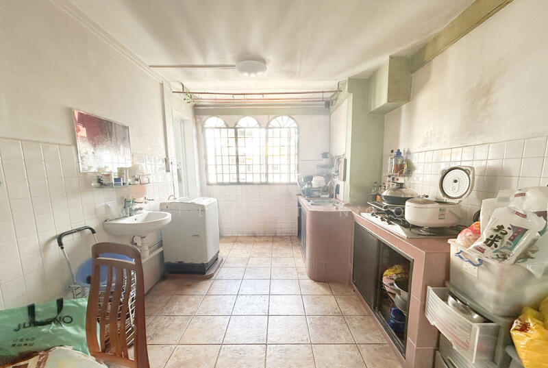 219 Yishun Street 21, 219 Yishun Street 21, 2 Bedrooms, 732 sqft, HDB Flat For Rent, by Philbert Ngo, 60091175 - Kitchen - PropertyGuru.com.sg