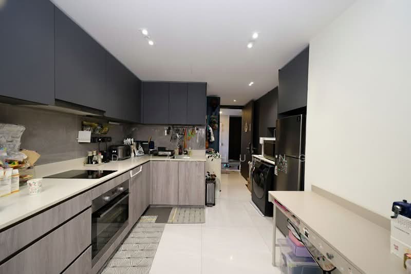 Riverfront Residences Condominium For Sale at S$ 1,260,000 | PropertyGuru Singapore