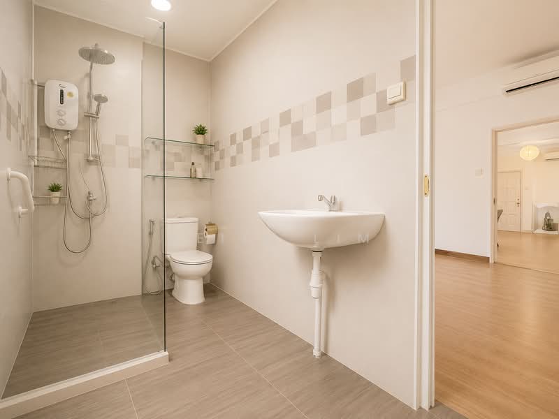 Botanic Gardens Mansion, 2 Taman Serasi, 3 Bedrooms, 1,400 sqft, Condominium For Sale, by Keith Lim, 60091228 - Bathroom - PropertyGuru.com.sg