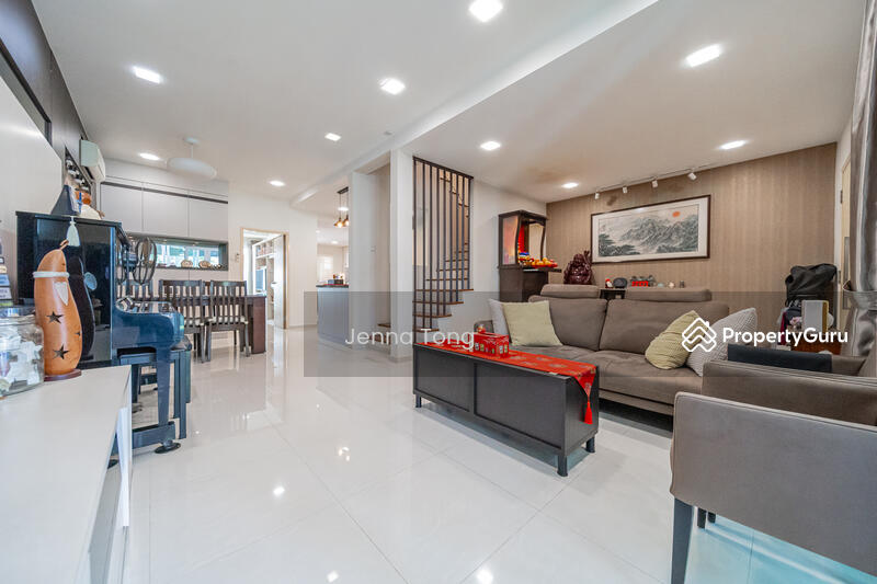 For Sale - Rare Freehold Inter-Terrace at Jalan Riang (Braddell Heights Estate)
