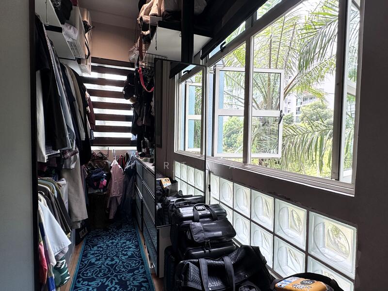 For Sale - Sandy Palm