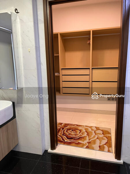 For Sale - Alexis