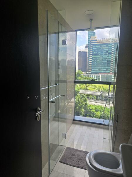 Pullman Residences, 18 Dunearn Road, 3 Bedrooms, 1,163 sqft, Condominium For Sale, by Evelyn Loh, 60091751 - Bathroom - PropertyGuru.com.sg
