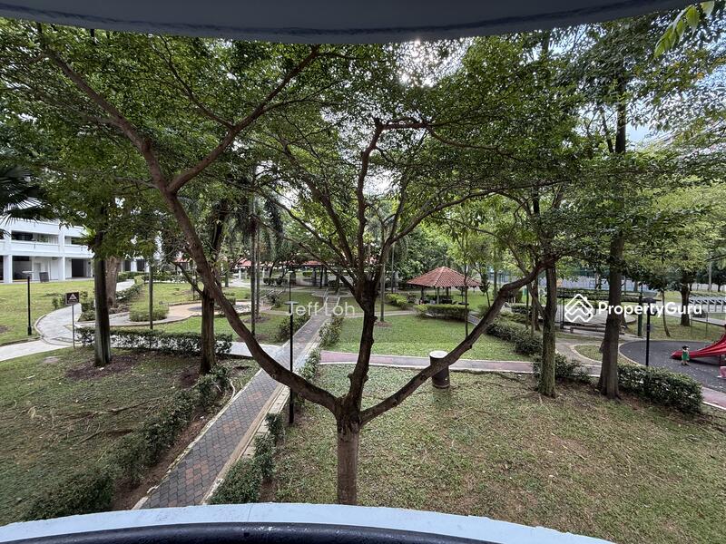 For Rent - 649 Hougang Avenue 8