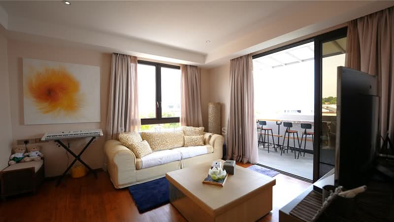 Lor k telok kurau, lor k telok kuarau, 7 Bedrooms, 4,200 sqft, Semi-Detached House For Sale, by Renee Sim, 60091769 - Living Room - PropertyGuru.com.sg