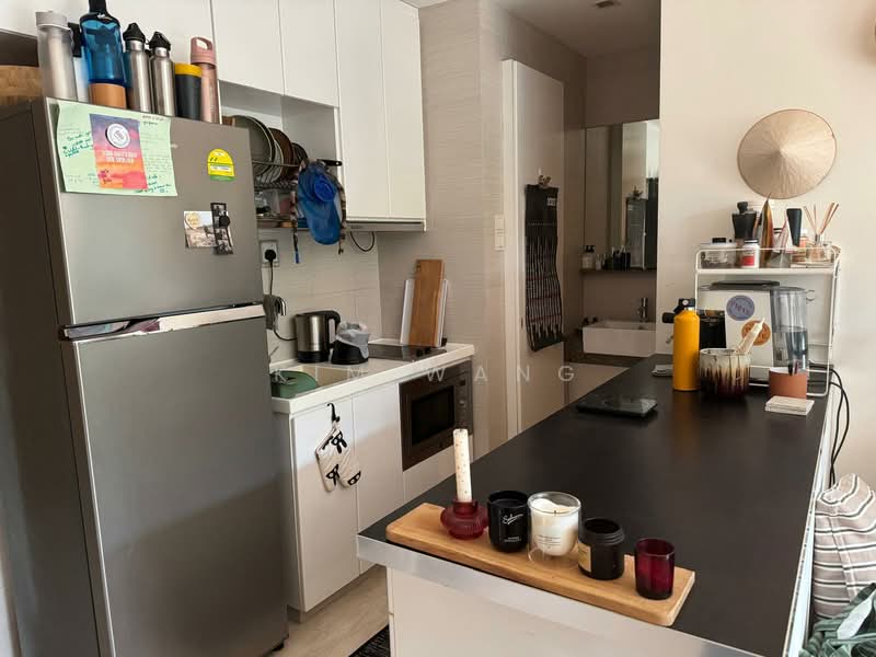 Viz at Holland, 221 Queensway, 2 Bedrooms, 1,033 sqft, Condominium For Sale, by Kim Wang, 60091854 - Kitchen - PropertyGuru.com.sg