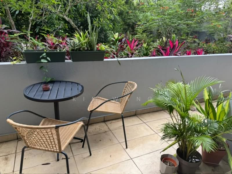 Viz at Holland, 221 Queensway, 2 Bedrooms, 1,033 sqft, Condominium For Sale, by Kim Wang, 60091854 - Balcony - PropertyGuru.com.sg