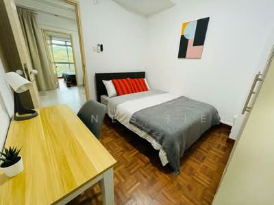 For Rent - Emerald Park