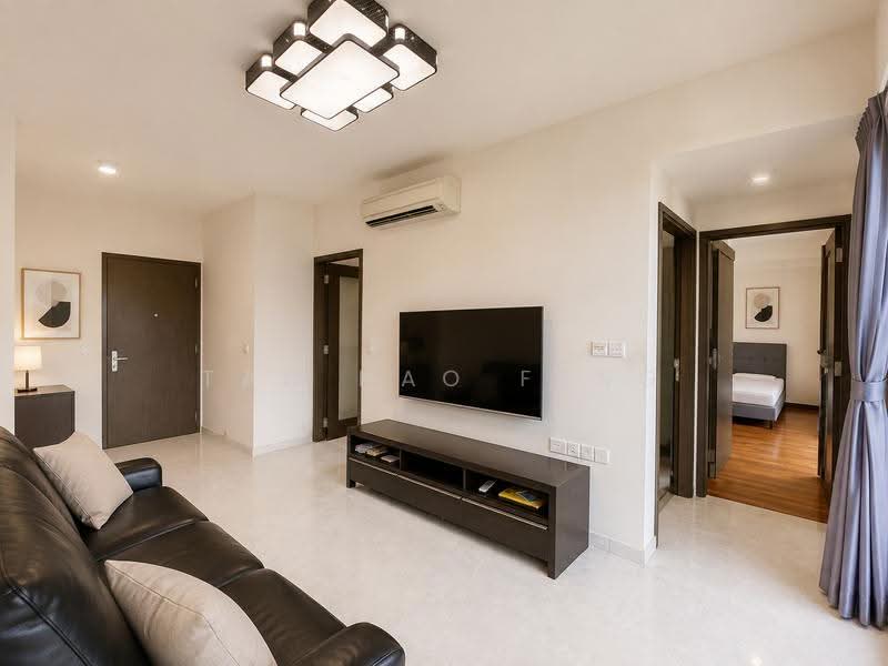 Jade Residences, 1 Lew Lian Vale, Hougang / Punggol / Sengkang, 3 Bedrooms, 915 sqft, Apartment For Sale, by Tan Hao Feng, 60091993 - Living Room - PropertyGuru.com.sg