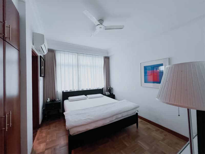 Spring Grove, 53 Grange Road, 3 Bedrooms, 1,335 sqft, Condominium For Rent, by Julian Li, 60092013 - Bedroom - PropertyGuru.com.sg