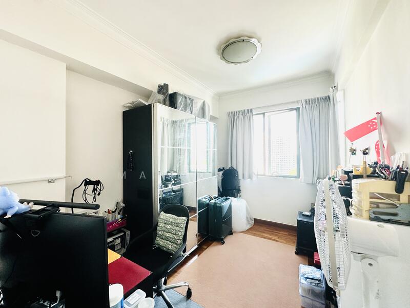 Palm Gardens Condominium For Sale at S$ 1,680,000 | PropertyGuru Singapore - Common Bedroom 1 