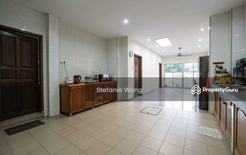 For Sale - 2 storey Corner Terrace at MacPherson Estate