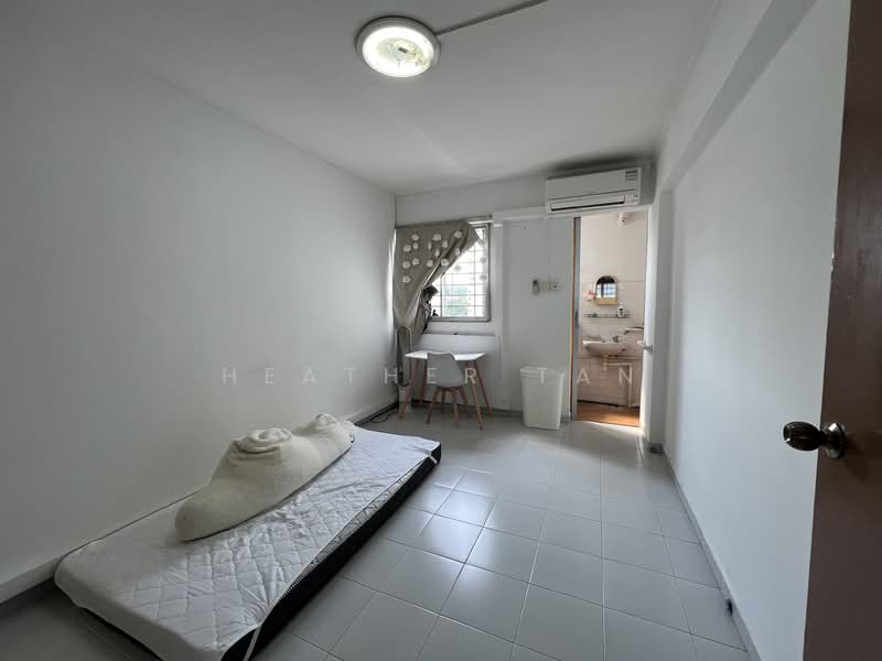 280 Bukit Batok East Avenue 3, 280 Bukit Batok East Avenue 3, 2 Bedrooms, 698 sqft, HDB Flat For Rent, by Heather Tan, 60092678 - PropertyGuru.com.sg