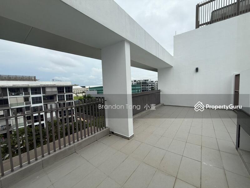 Roof Terrace 1