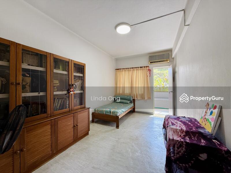 Bedroom #2 (with Balcony)