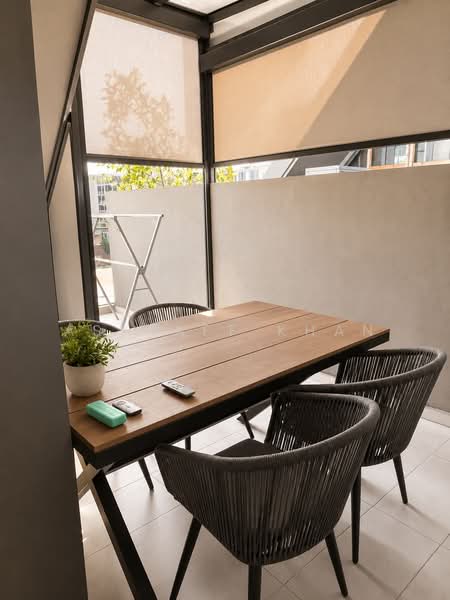 Guillemard Suites, 213 Guillemard Road, Eunos / Geylang / Paya Lebar, 2 Bedrooms, 840 sqft, Apartment For Sale, by Asyraff Khan, 60093063 - Balcony - PropertyGuru.com.sg