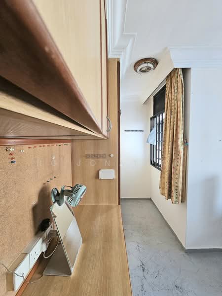 930 Hougang Street 91, 930 Hougang Street 91, 3 Bedrooms, 1,292 sqft, HDB Flat For Sale, by Ng Jonathan, 60093168 - Interior - PropertyGuru.com.sg