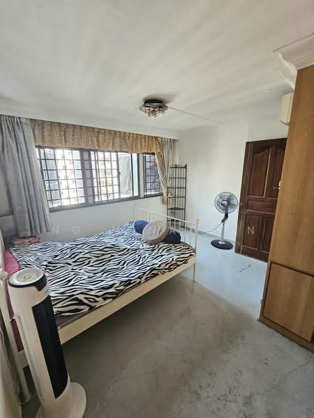 930 Hougang Street 91, 930 Hougang Street 91, 3 Bedrooms, 1,292 sqft, HDB Flat For Sale, by Ng Jonathan, 60093168 - Bedroom - PropertyGuru.com.sg