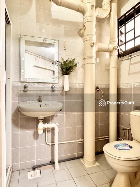 For Rent - 319A Anchorvale Drive