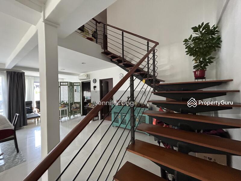 For Sale - Value Buy! Great Investment! Lovely 2 Sty Corner Terr @ Li Po Ave, MRT Lentor Station