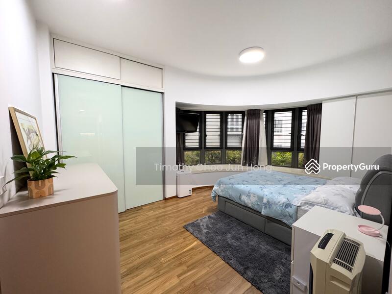 For Sale - Meadows @ Peirce