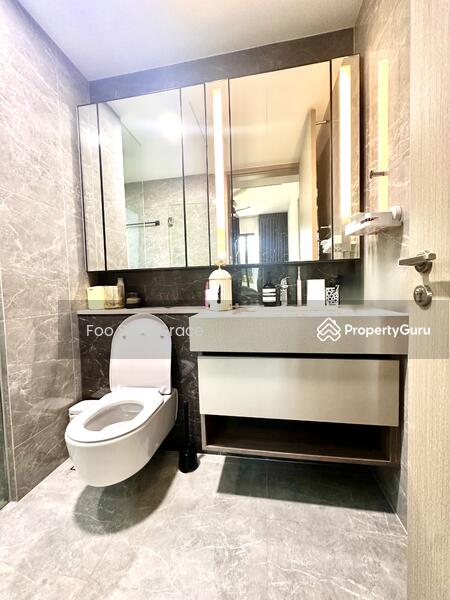 Master toilet