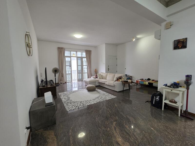 For Rent - Casa Jervois