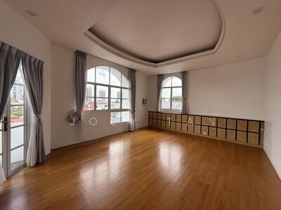 For Sale - Sennett Avenue