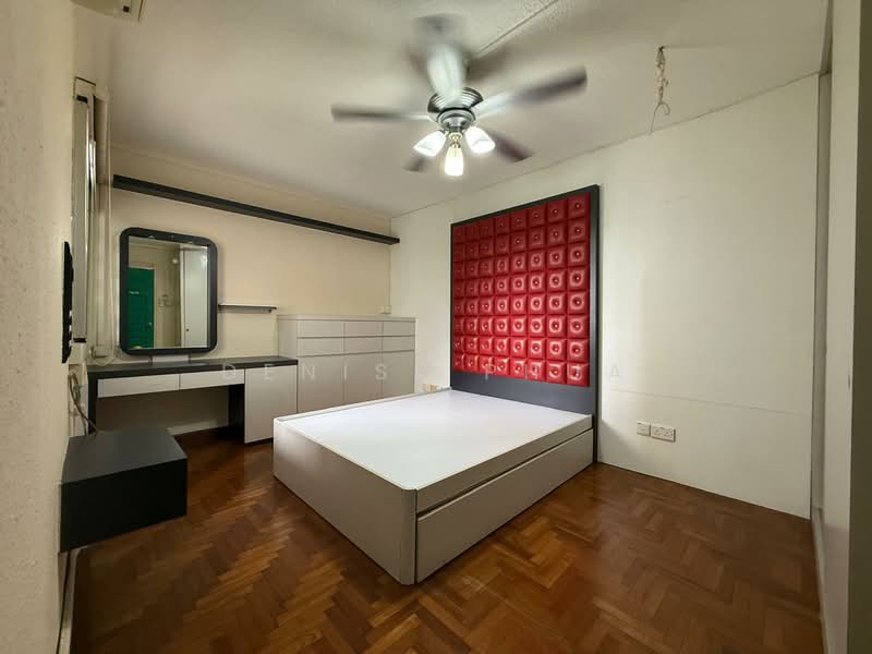 For Sale - 558 Jurong West Street 42