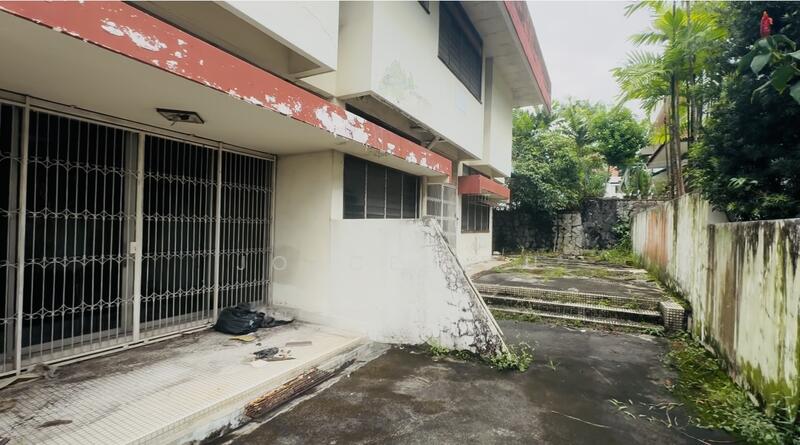 Semi Detached wide frontage FH land for rebuild! Near Beauty World MRT, Below Value Semi-Detached House For Sale at S$ 6,990,000 | PropertyGuru Singapore