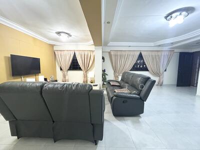 For Sale - 330 Sembawang Close