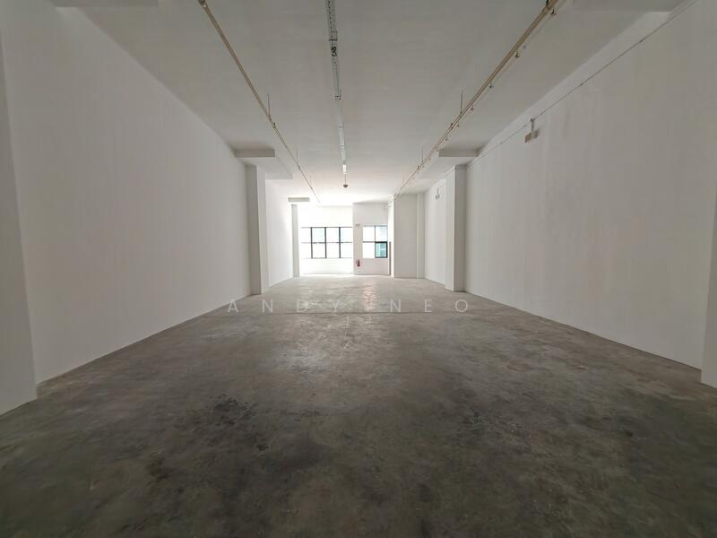 Interlocal Centre, 100G Pasir Panjang Road, 1,722 sqft, Light Industrial (B1) For Rent, by Andy Neo, 60093871 - CommercialGuru.com.sg