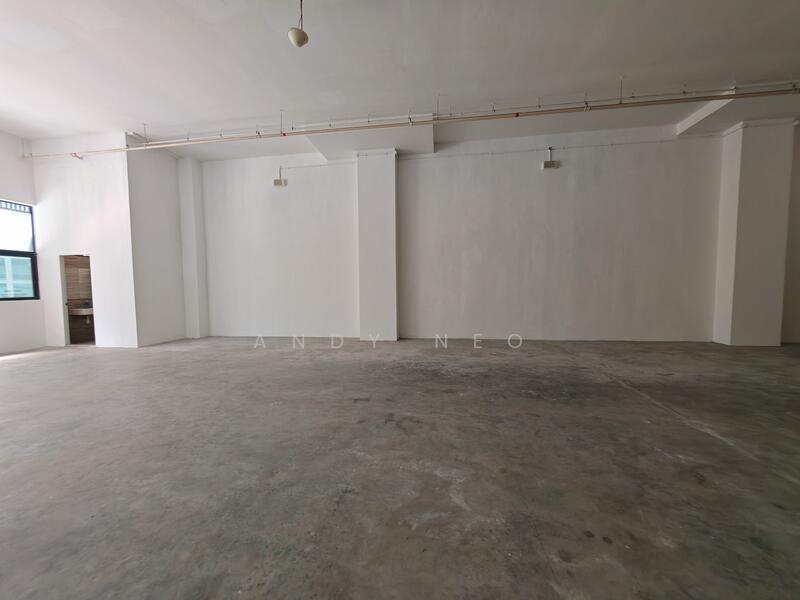 Interlocal Centre, 100G Pasir Panjang Road, 1,722 sqft, Light Industrial (B1) For Rent, by Andy Neo, 60093871 - CommercialGuru.com.sg