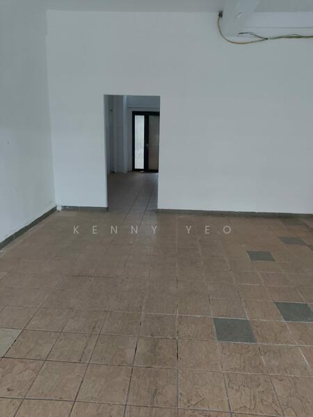 4 Changi Village Road, , 1,420 sqft, Shop / Shophouse For Sale, by Kenny Yeo, 60094314 - Living Room - CommercialGuru.com.sg