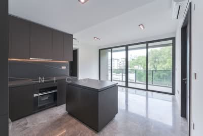 For Sale - Hyll on Holland