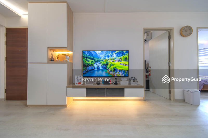 For Sale - 241 Jurong East Street 24