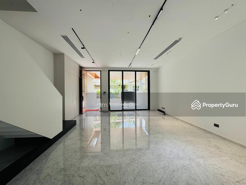 For Sale - Brand New & Beautiful, 3 levels with Lift, 5 bedrooms all ensuite with wardrobes